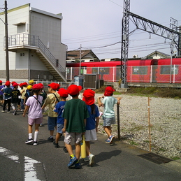 つうがくろを あるこう0609