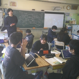 昼休みのコートで　0316