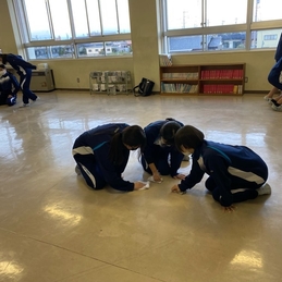 床磨きボランティア