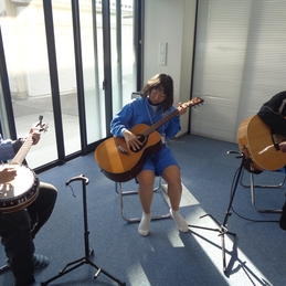 ミュージッククラブ、英会話クラブ　体験スタート