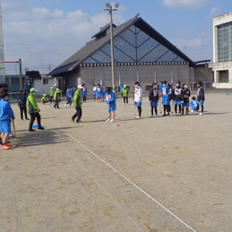 ２年生　ゲートボール体験　ねんりんピックでのボランティアがご縁で開催