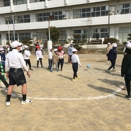 5年生　いよいよなかよし遊びデビューです