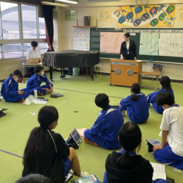 全校研究会（９年生音楽）