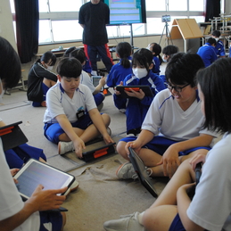ひびきあい学習～いじめを生まない仲間、クラスにするために～