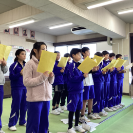 合唱異学年交流（全校）