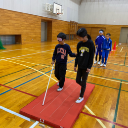 白杖、車椅子体験（４年生）