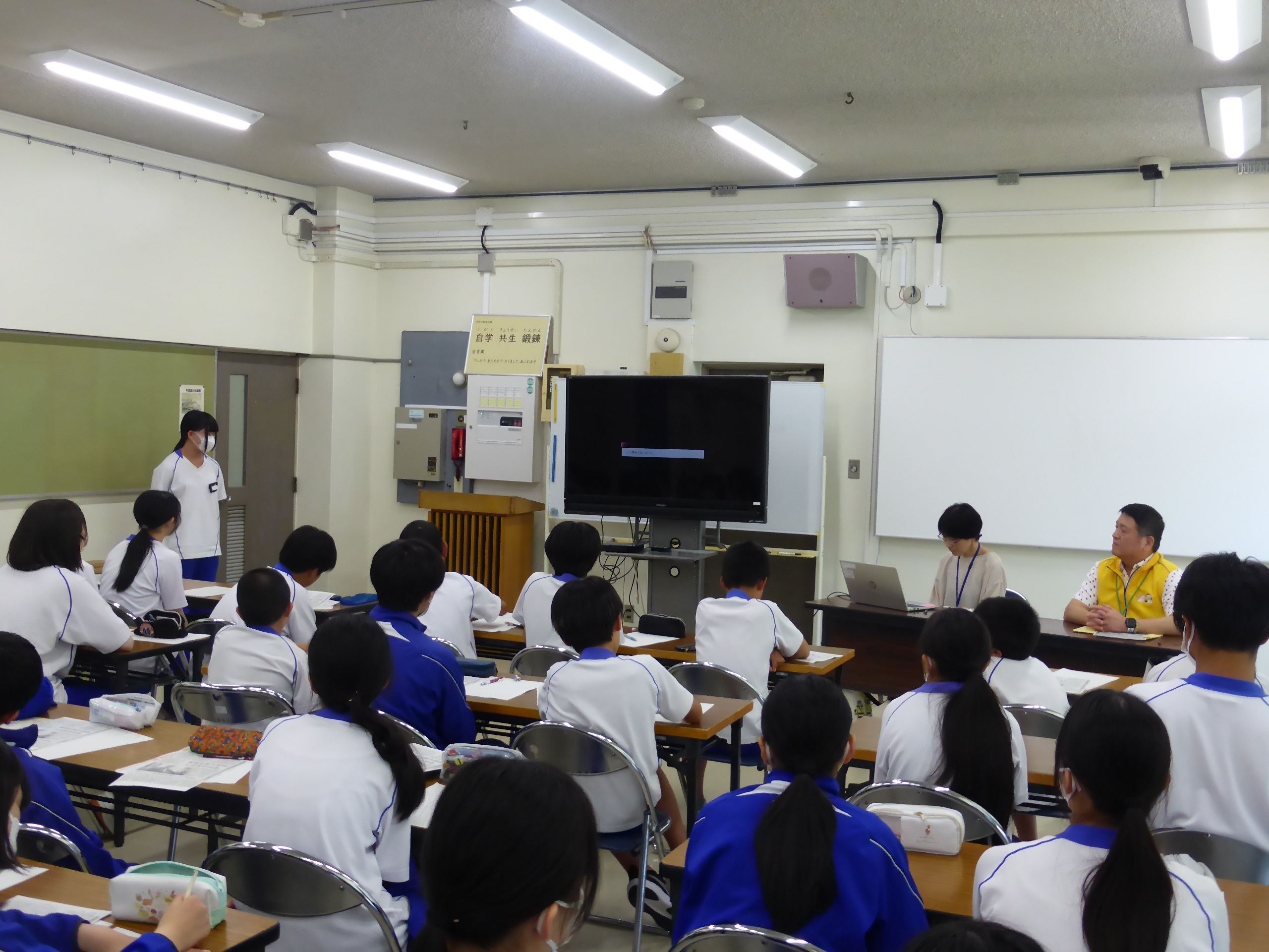 P1050334-1.jpg