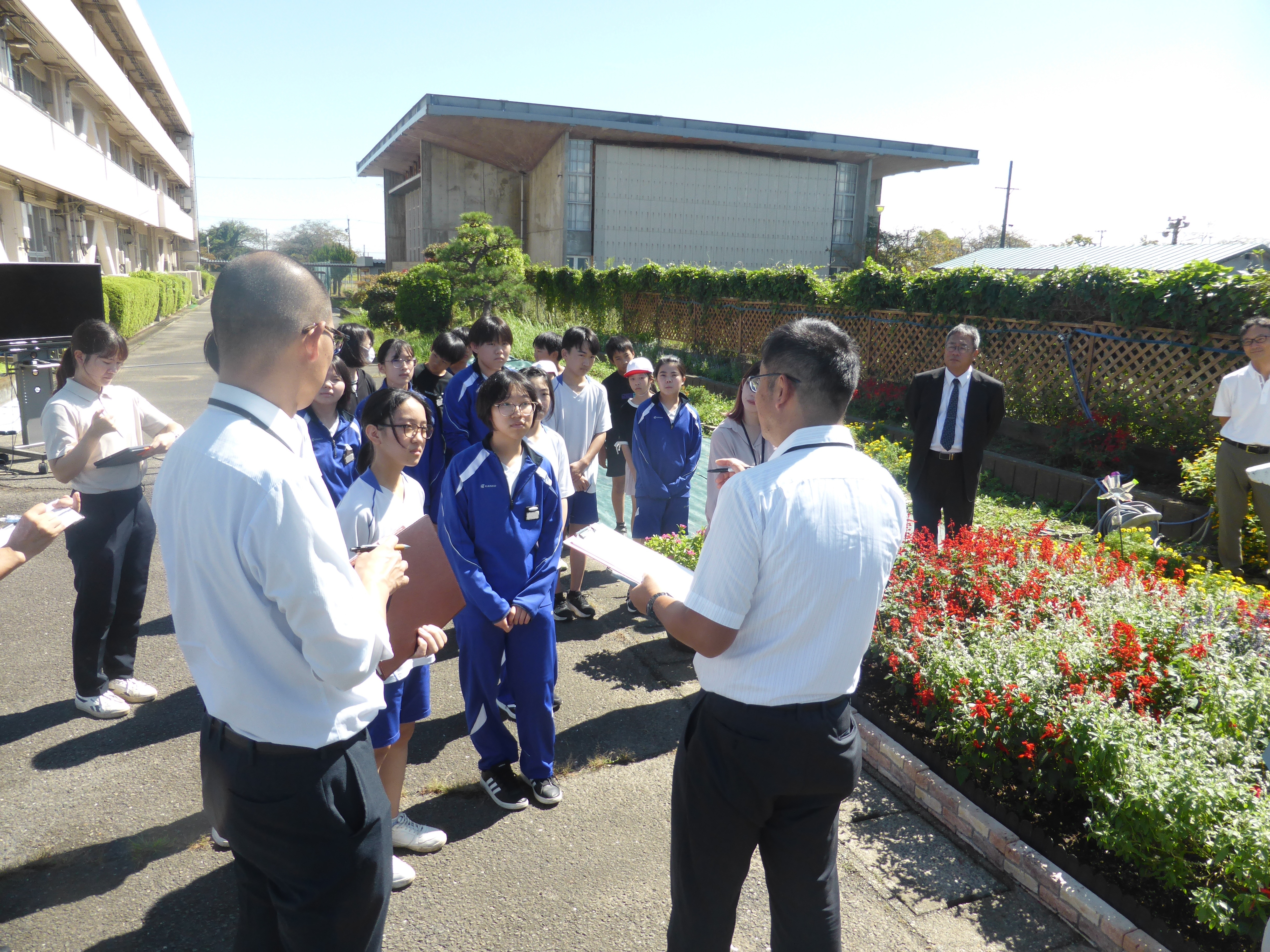 P1050623-1.jpg