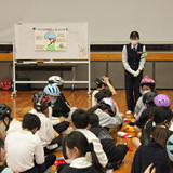 ヘルメット着用を