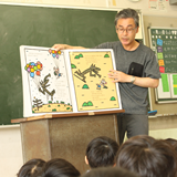 PTA保護者や地域の方による読み聞かせ