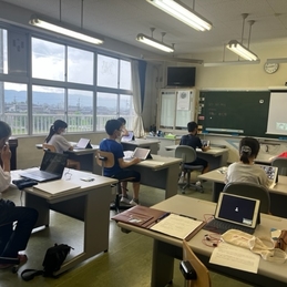 中島中学校区　絆会議
