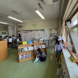 暑さをしのいで