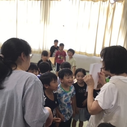 読み聞かせ