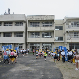 小中合同あいさつ運動 ２日目