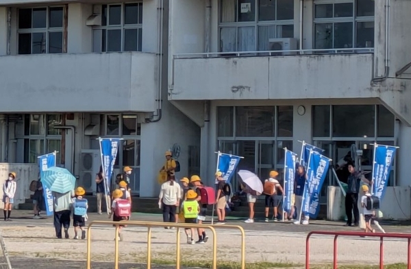 0710 あいさつ運動.jpg