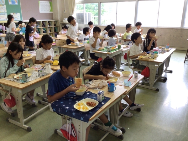 給食.jpg