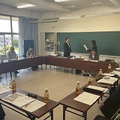 学校運営委員会が行われました